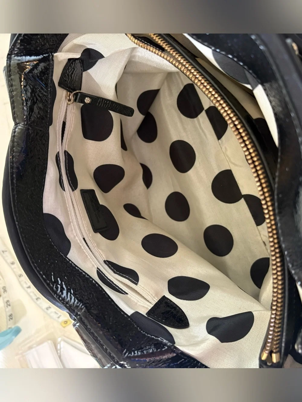 Kate Spade New York Lawrenceville Slim Kenny Tote Black Nylon Patent Leather Bow